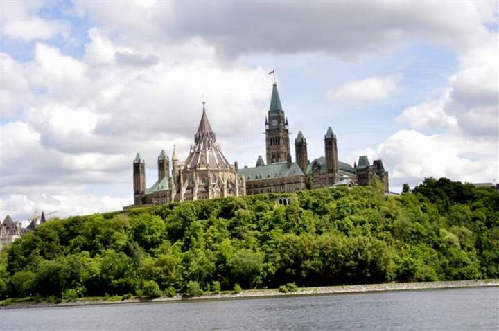 加拿大首都是哪_实用信息__外房海外房产网