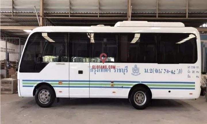 泰国面包车升级为小型巴士,首辆小巴开始运营