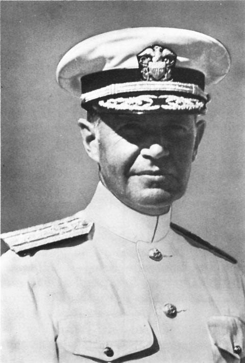 雷蒙德·阿姆斯·斯普鲁恩斯】