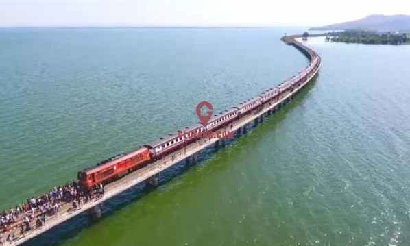 11月18日泰国华富里水上火车开放啦如此美景怎能错过