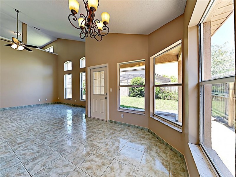 ������������з��ݴ�ѧ�����ݣ����28768