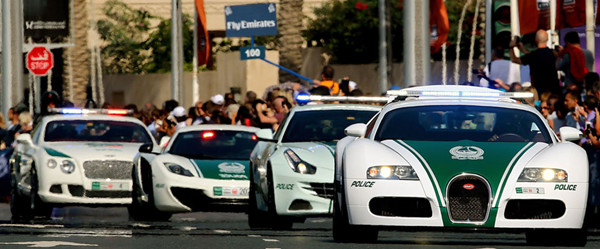 Dubai-Police-cars_