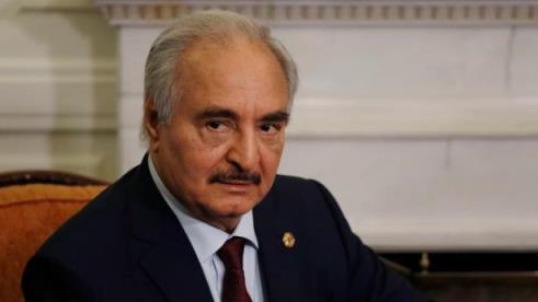 利比亚:穆阿迈尔·卡扎菲的儿子宣布参加下周一举行的国家总统选举