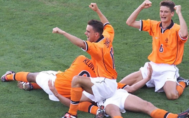 荷兰足球_荷兰足球队_实用信息_资讯_外房网