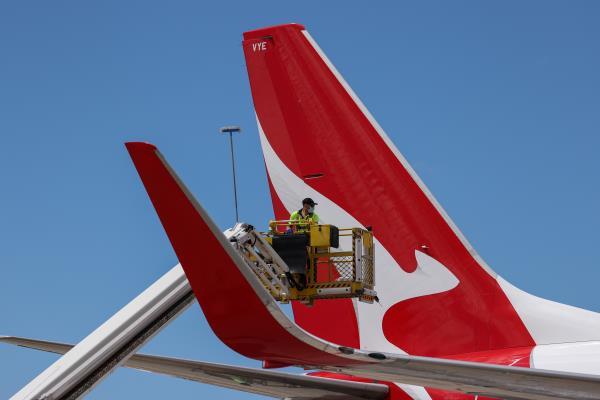 Qantas begins preparing and equipping planes for return of international flights in Sydney
