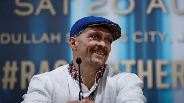 Boxing - Oleksandr Usyk v Anthony Joshua - WBA, WBO and IBF heavyweight world title - Press Conference - King Abdullah Sports City Arena, Jeddah, Saudi Arabia - August 21, 2022 Oleksandr Usyk during the press conference Action Images via Reuters/Andrew Couldridge
