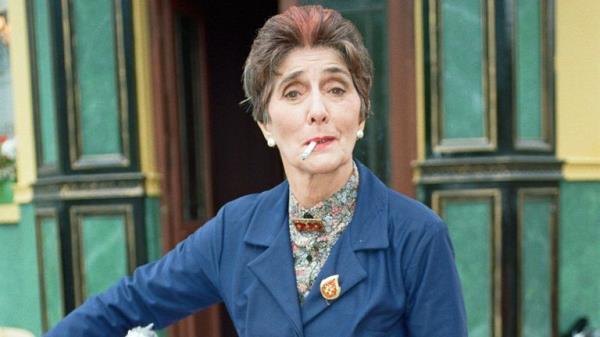 The cast of EastEnders on set. June Brown as Dot Cotton. 28th June 1991. - Image ID: 2J2MTNE (RM)