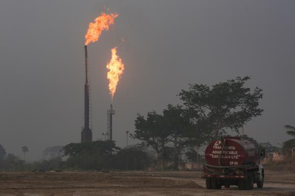 Pemex burns one of Mexico's largest gas deposits as regulator circles, in Tierra Blanca