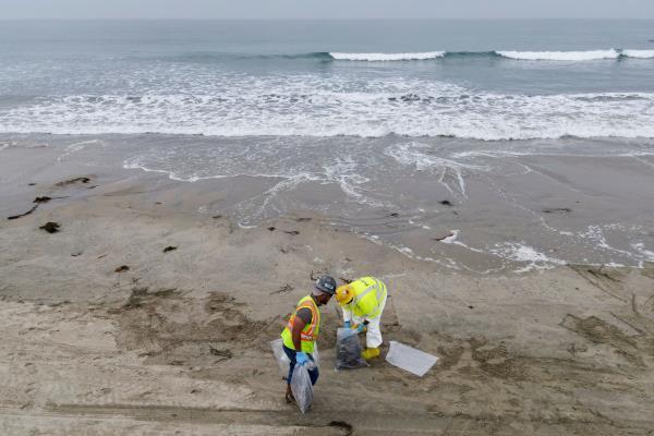 Crude oil spill on southern California beaches