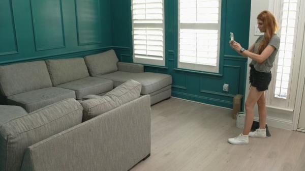 Photographing a sofa to sell online