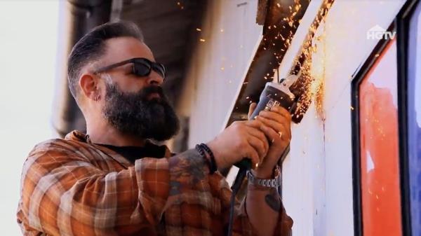 HGTV's "Renovation Impossible" helps homeowners with stalled construction projects.