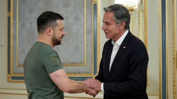 Ukraine's President Volodymyr Zelenskiy welcomes U.S. Secretary of State Antony Blinken in Kyiv, Ukraine September 8, 2022. Ukrainian Presidential Press Service/Handout via REUTERS ATTENTION EDITORS - THIS IMAGE HAS BEEN SUPPLIED BY A THIRD PARTY.