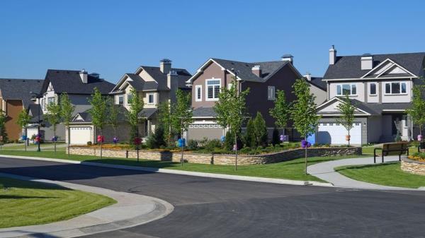 The Housing Market Is about To Get Hammered: What Homebuyers, Sellers Should Know