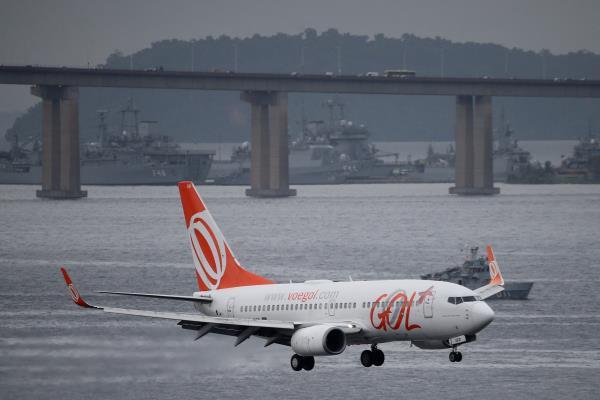 A Boeing 737 airplane of Brazilian airlines GOL Linhas Aereas prepares to land at Santos Dumont airport in Rio de Janeiro