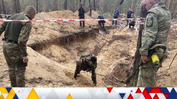 Investigators collect evidence in Izyum. Pic: Ukrainian Defence Ministry