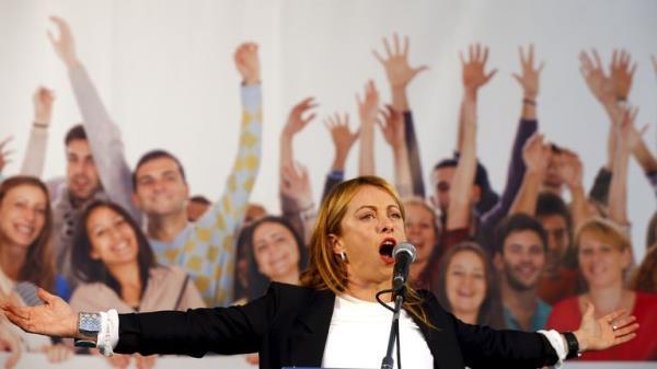 Fratelli D'Italia party leader Giorgia Meloni speaks during Northern League rally in Bologna, central Italy, November 8, 2015. Italy's divided conservative parties joined forces for a rally in the northern town of Bologna on Sunday, promising to work together to oppose and oust center-left Prime Minister Matteo Renzi. REUTERS/Stefano Rellandini