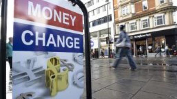 A view from an exchange office as the dollar continues to appreciate against other currencies after the US Federal Reserve signals that it will continue its hawkish monetary policy to combat inflation on September 27, 2022. (Photo by Rasid Necati Aslim/Anadolu Agency via Getty Images)