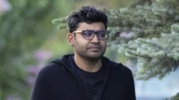 Parag Agrawal, CEO of Twitter, walks to a morning session during the Allen & Company Sun Valley Conference on July 07, 2022 in Sun Valley, Idaho. 