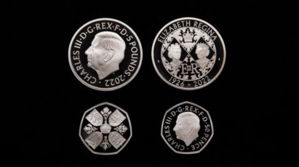 The reverse sides of the ��5 and 50 pence coins will commemorate Queen Elizabeth II.