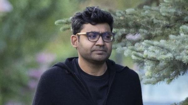 Parag Agrawal, CEO of Twitter, walks to a morning session during the Allen & Company Sun Valley Conference on July 07, 2022 in Sun Valley, Idaho. 