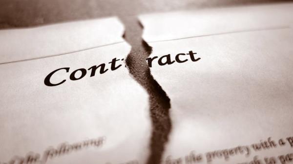 When Can a Seller Back Out of a Home Sale? The 5 Times They May Bail