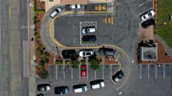 02 McDonald's drive-thru 0422