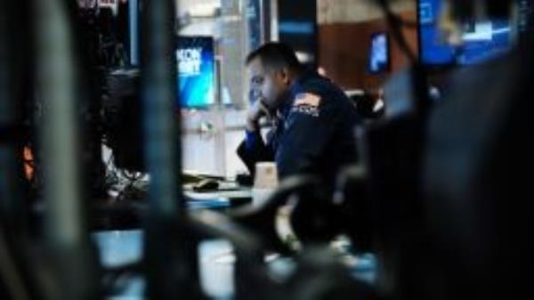 Traders work on the floor of the New York Stock Exchange (NYSE) on October 07, 2022 in New York City. 