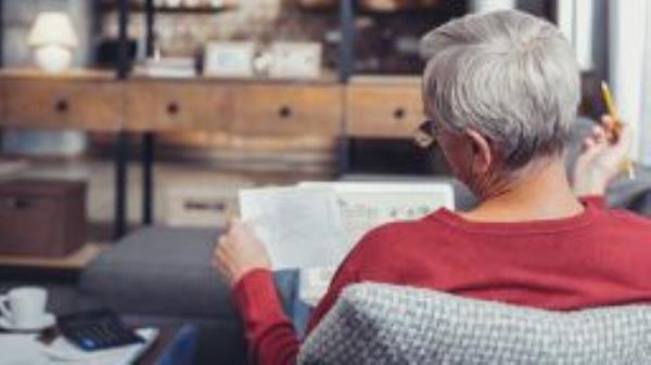 04 retirement psychological shift spending saving STOCK