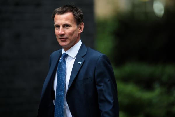 British chancellor Jeremy Hunt will hope to improve the UK credit score
