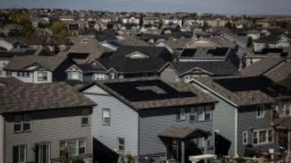 Single family homes in a housing development in Aurora, Colorado, US, on Monday, Oct. 10, 2022. 