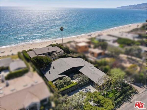 Overhead view of Malibu compound