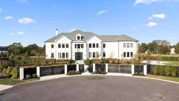 Nick Castellanos' Jersey home