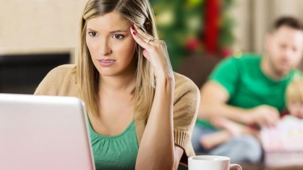 Can You Buy a House Without Your Spouse? The Pros and Cons