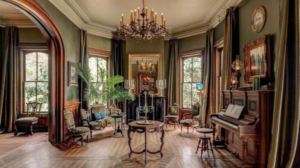 Dare To Live Here: You Can Buy the Creel House Seen in ��Stranger Things�� for $1.5M