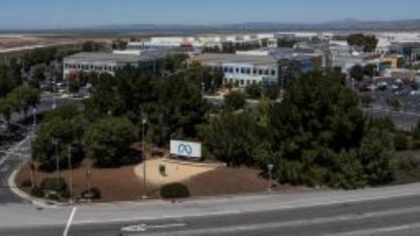 meta headquarters in Menlo Park, California, US, on Thursday, July 21, 2022. meta Platforms Inc.