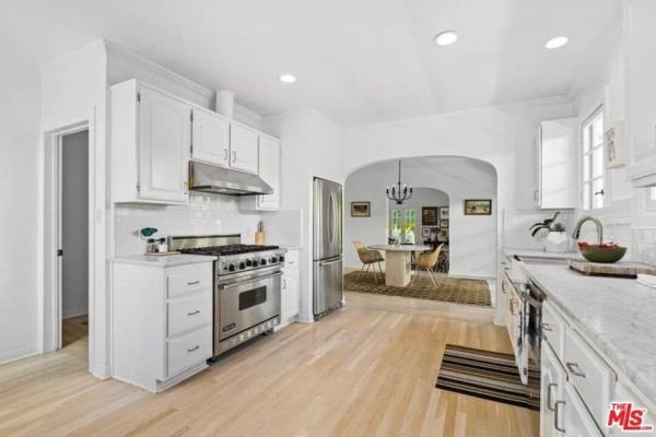 Get a VIP look at celebrity homes