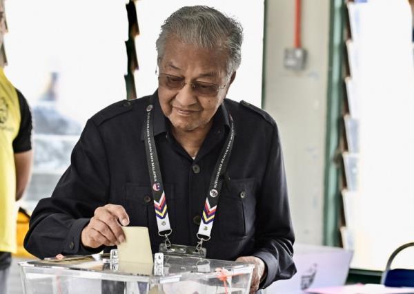 Former Malaysia Prime Minister and Gerakan Tanah Air chairman Mahathir Mohamad.