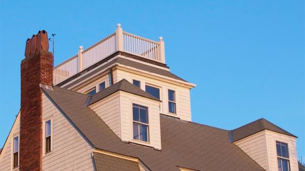 What Is a Widow��s Walk? The Answer Isn��t as Sad as You Might Think