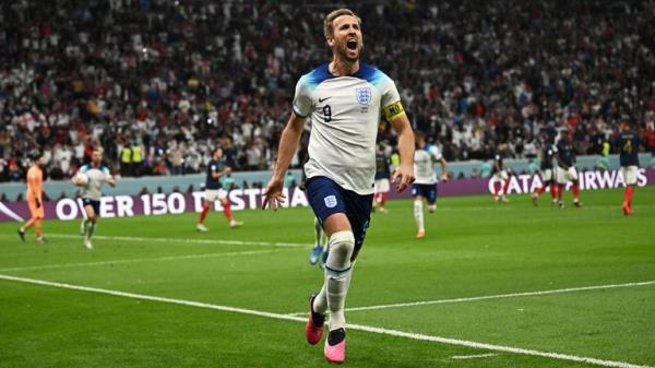 Soccer Football - FIFA World Cup Qatar 2022 - Quarter Final - England v France - Al Bayt Stadium, Al Khor, Qatar - December 10, 2022 England's Harry Kane celebrates scoring their first goal REUTERS/Dylan Martinez