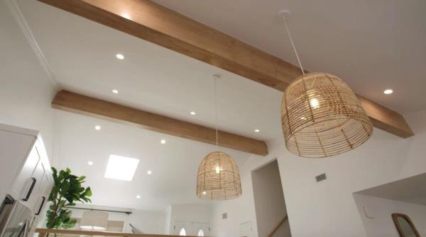 Rattan hanging lamps