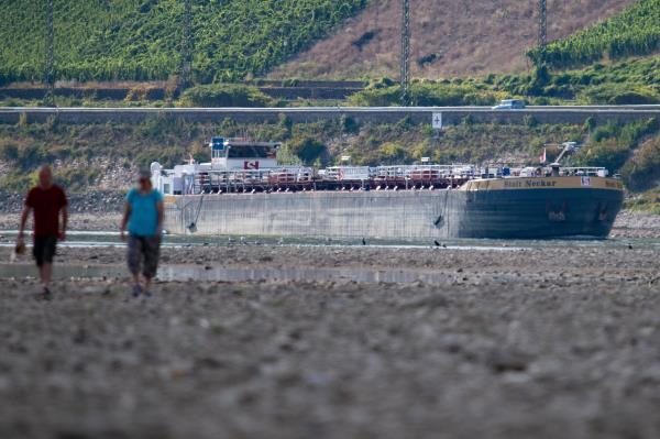 Drought means low water levels in Rhine and a headache for international shipping