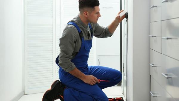 5 Common Reasons Why New Homeowners Call a Handyman