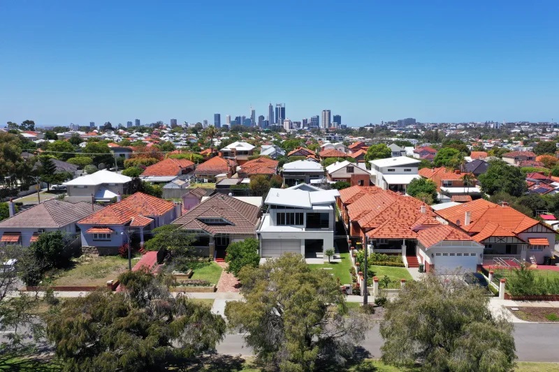 澳大利亚租房市场飙升：资深专家预测2024年租金或趋缓