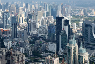 泰国新办公楼供应激增促使调整