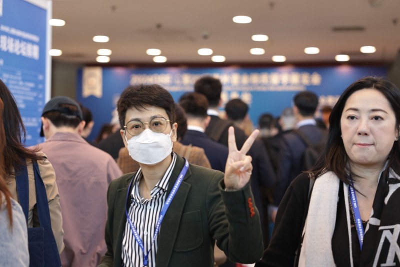 660A2841-opq784539902