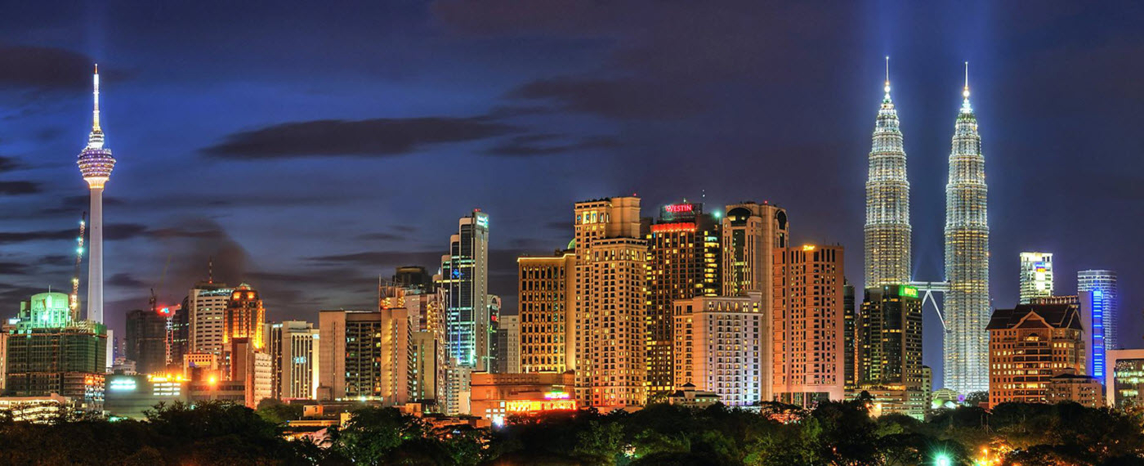 Klcc skyline