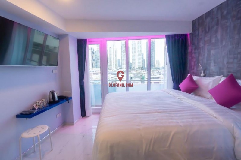 Sale Sukhumvit hotel